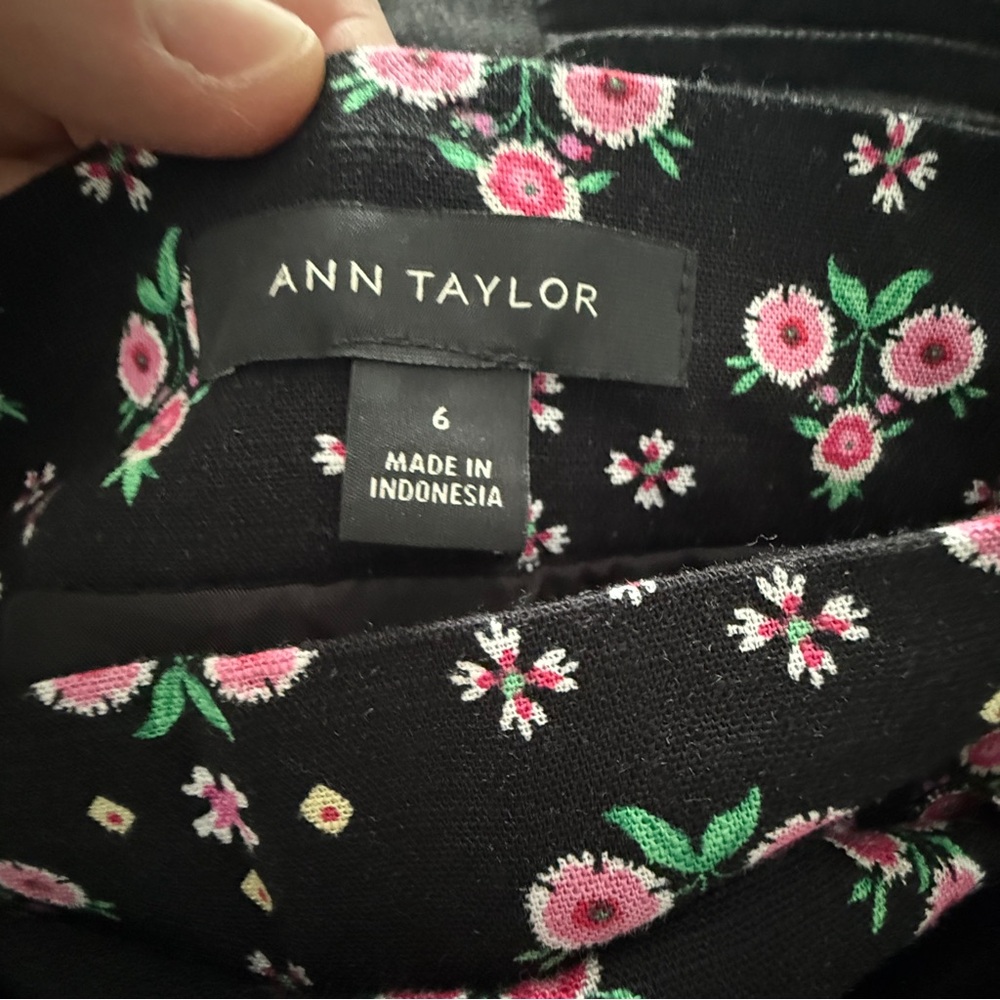Ann Taylor Floral Pleated Skirt - Picture 4 of 5